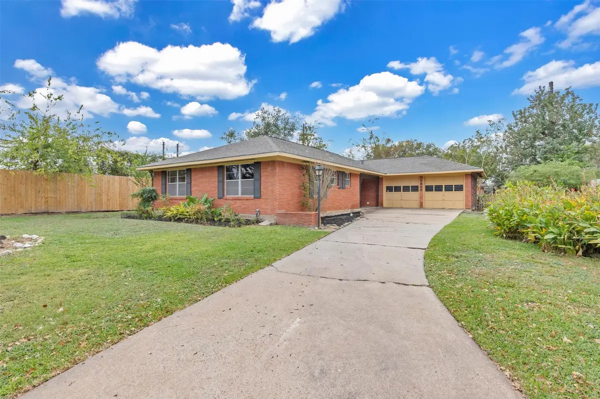 1803 Sea Queen Court, Houston, TX 77008 - Image #1