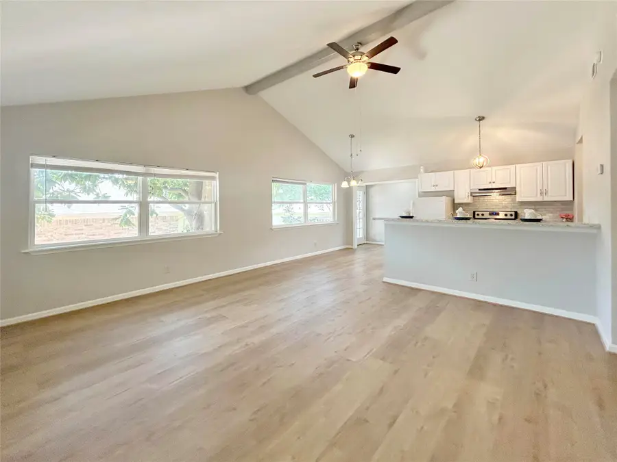 15095 Conroe Bay Boulevard, Willis, TX 77318 - #2