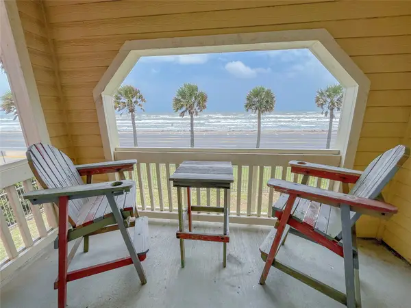 7000 Seawall Blvd #1021, Galveston, TX 77551