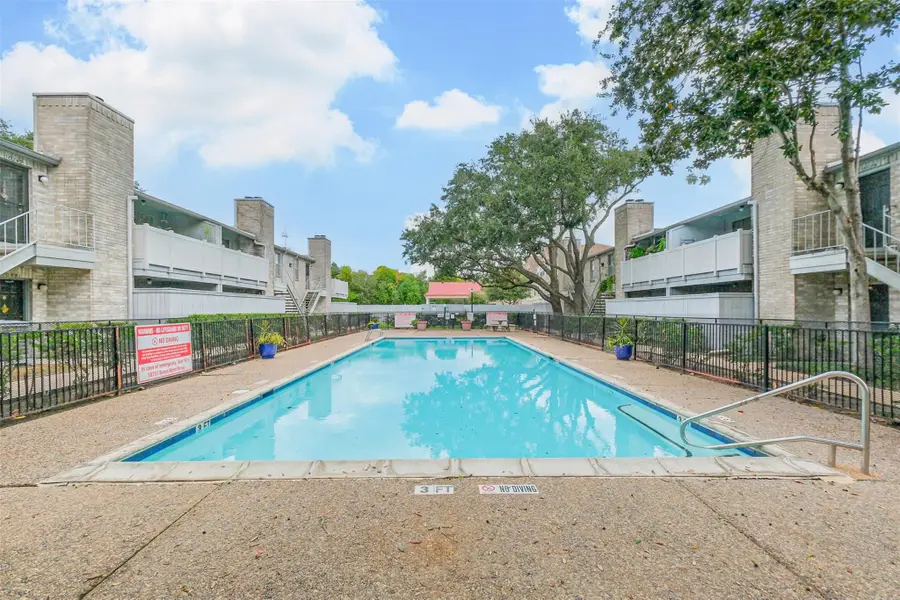 8247 Creekbend Drive #8247, Houston, TX 77071 - Image #2