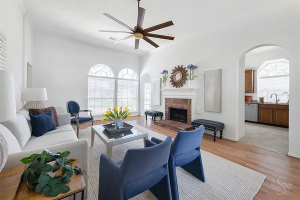 7511 Ashton Dr, Houston, TX 77095