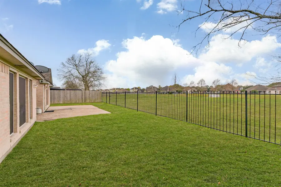 153 Greenridge Circle, League City, TX 77573 - #2