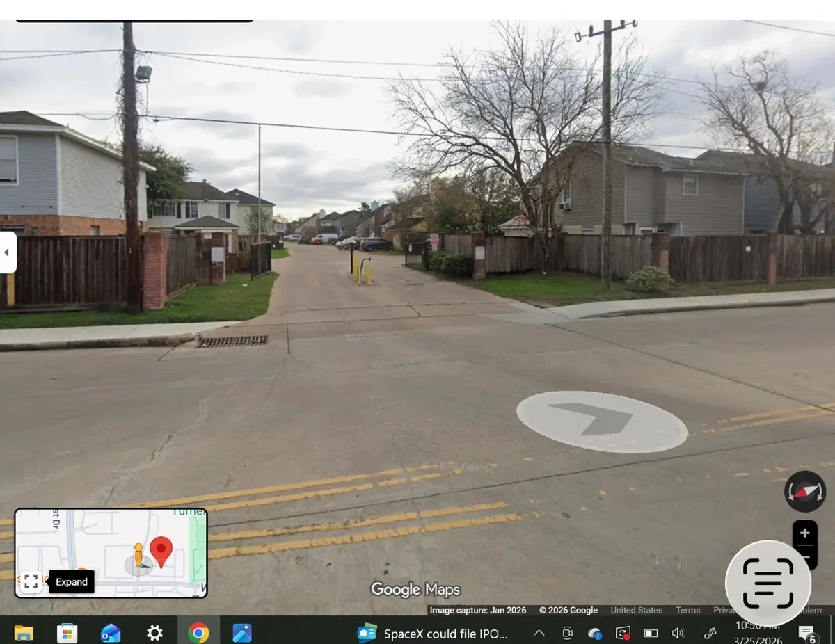 7050 Inwood Park Dr Drive, Houston, TX 77088 - #1