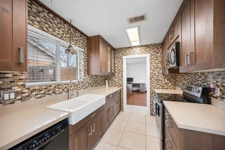 2327 Colonial Ridge Drive, Friendswood, TX 77546 - #3