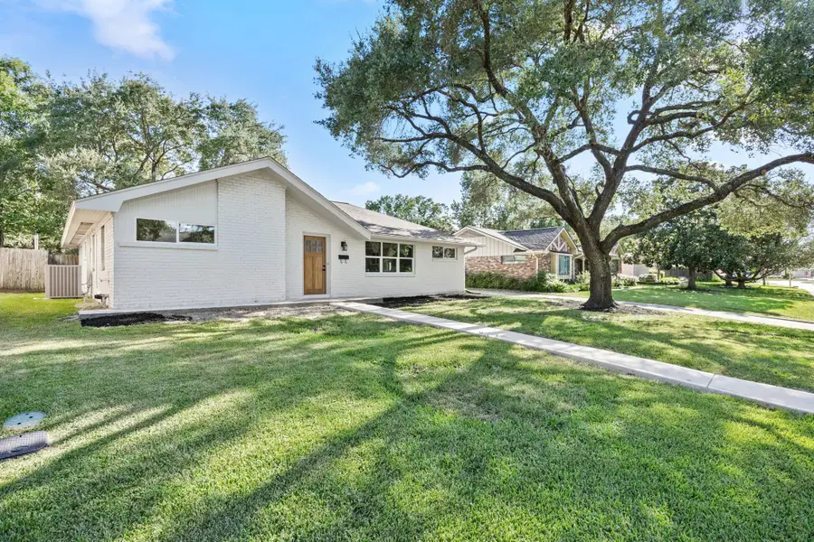 5655 Edith Street, Houston, TX 77081 - #2