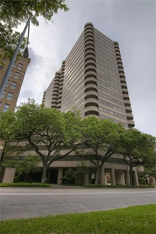 5000 Montrose Boulevard #9D, Houston, TX 77006 - #1