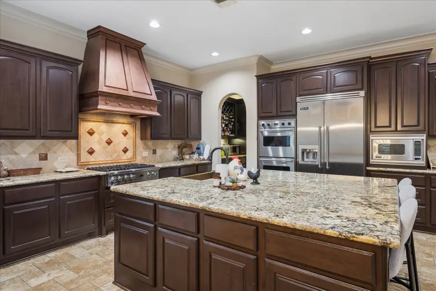 22 N Player Manor Circle, The Woodlands, TX 77382 - #3