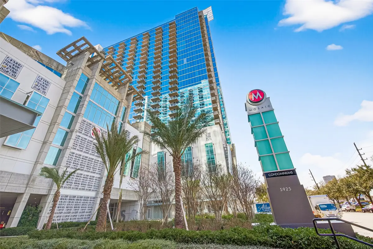 5925 Almeda Road #10814, Houston, TX 77004 - #1