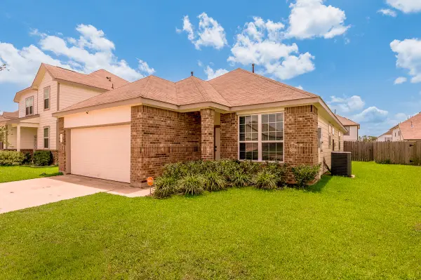 111 Pronghorn Drive, Huntsville, TX 77320