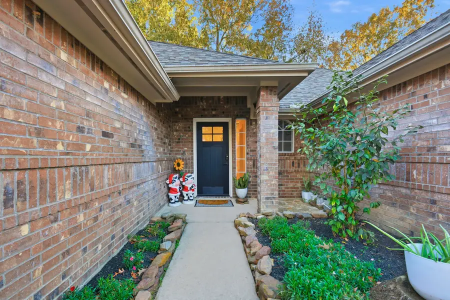 1910 Hunnington Drive, Conroe, TX 77303 - Image #3