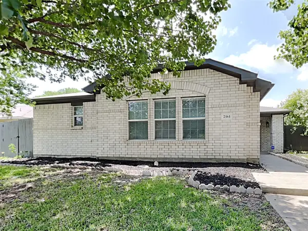 1002 Honeysuckle Vine Drive, Rosenberg, TX 77469