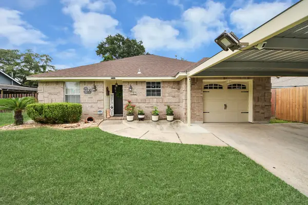 702 Ruth Street, Baytown, TX 77520