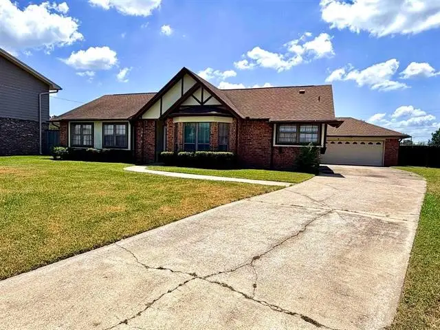 509 Donna Court, Port Neches, TX 77651 - #2