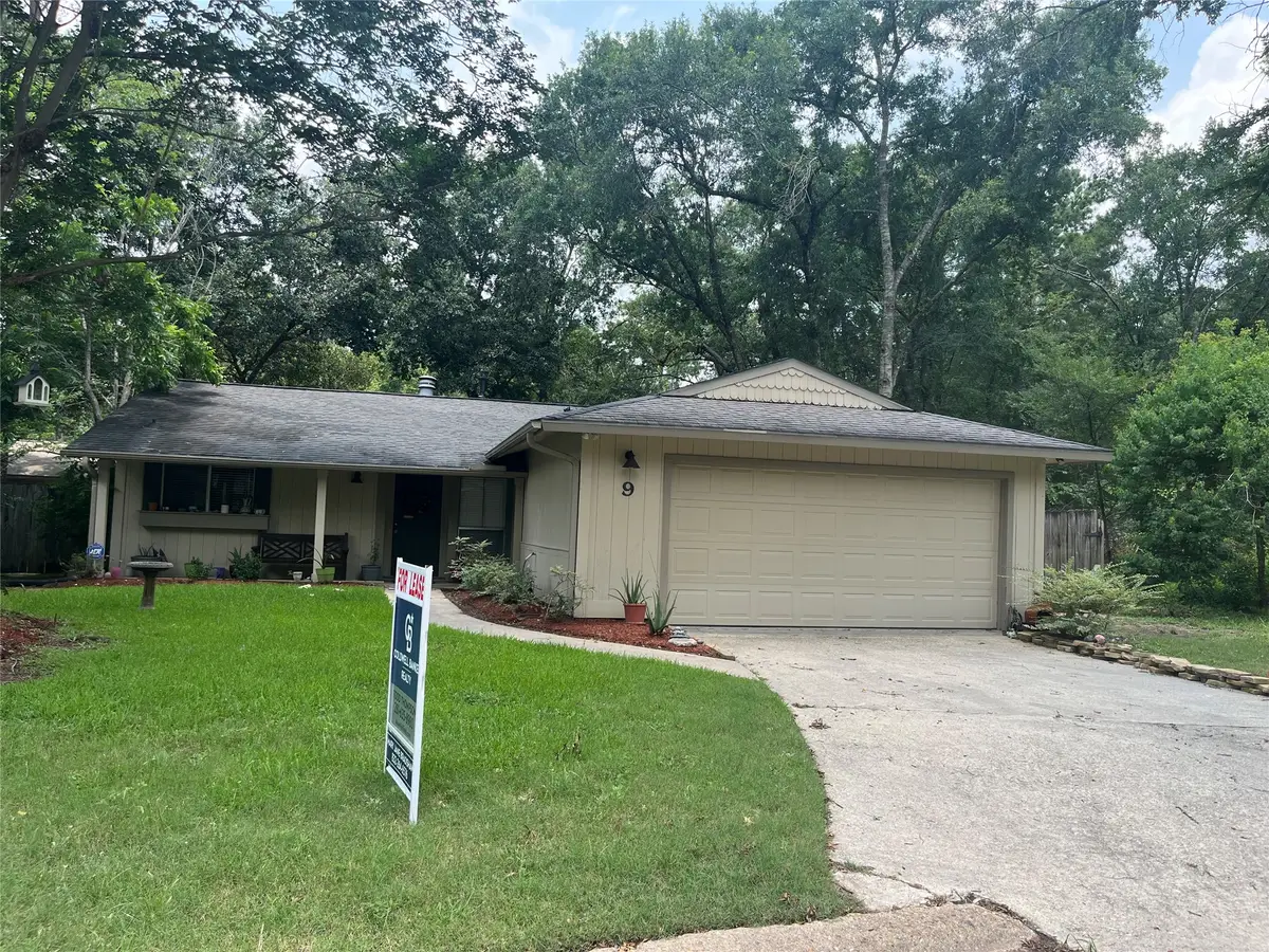 9 Wolfhound Lane, The Woodlands, TX 77380 - #1