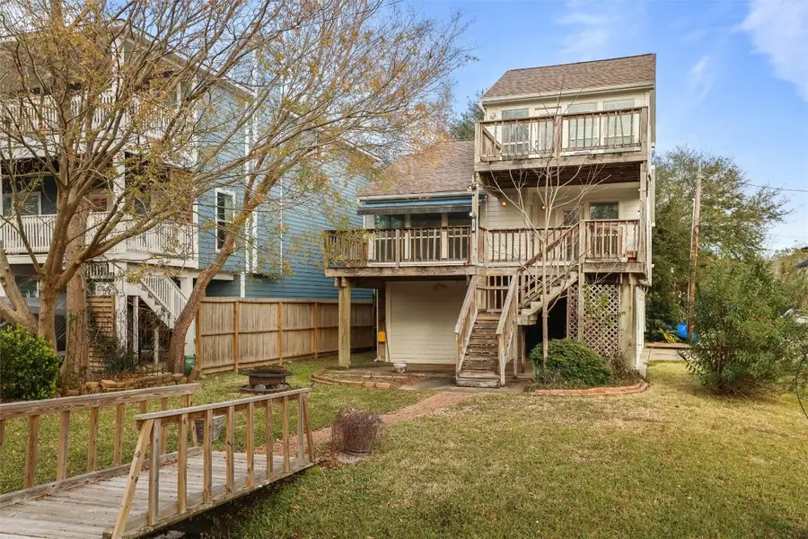 131 Oak Road, Clear Lake Shores, TX 77565 - #3