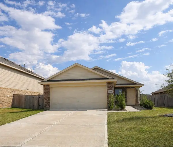 1315 Millers Pass Dr, Rosenberg, TX 77471