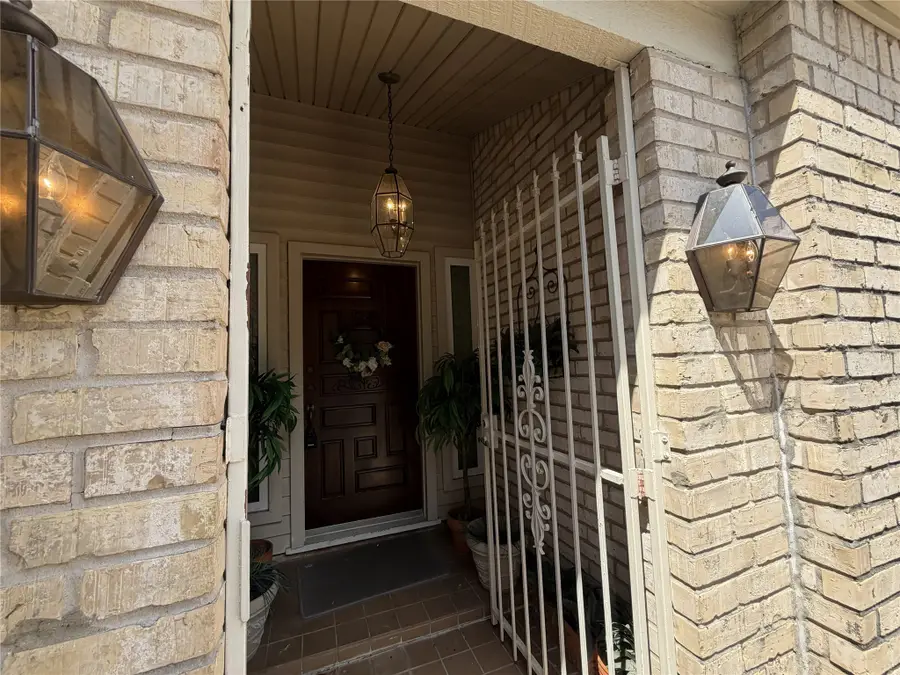 9618 S Caraway Lane, Houston, TX 77036 - #2