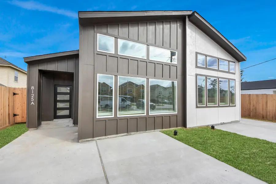 5506 Bacher St Street #A/B, Houston, TX 77028 - #2