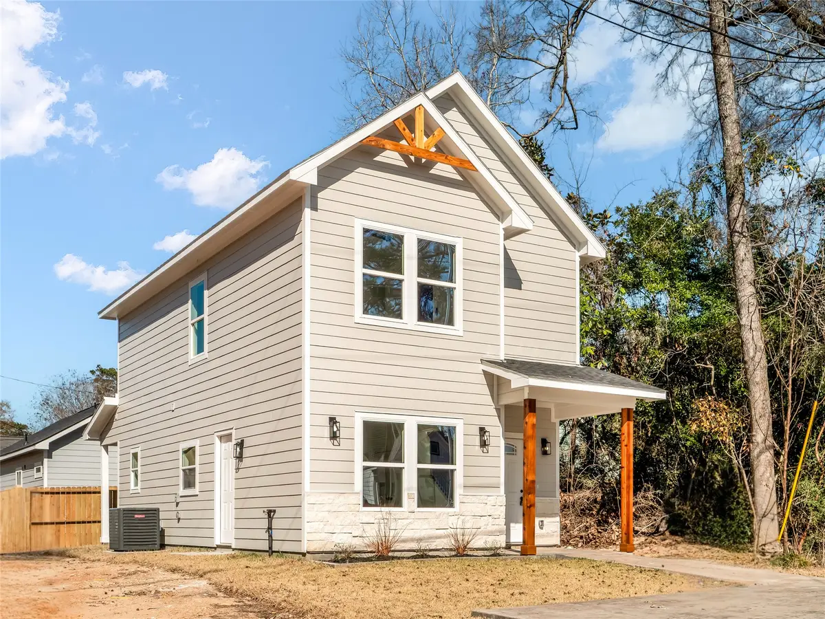 16736 E Ivanhoe, Montgomery, TX 77316 - Image #1