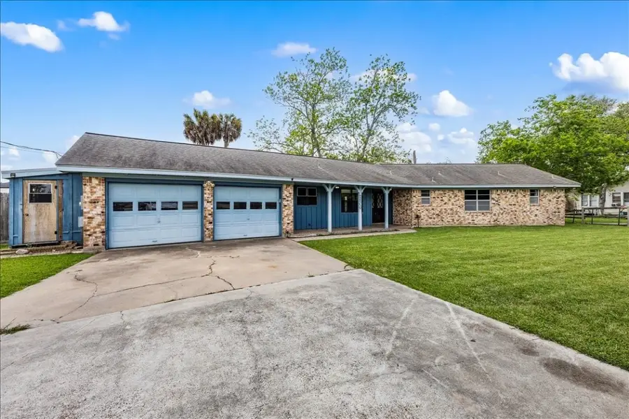 2806 Fm 646 Road N, Santa Fe, TX 77510 - #2