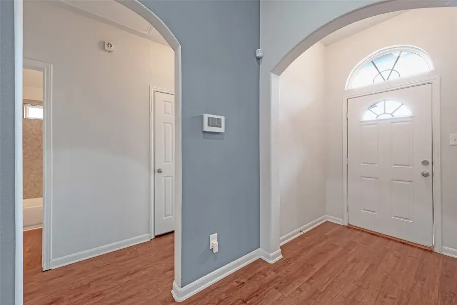 8107 Grandview Street, Houston, TX 77051 - #3