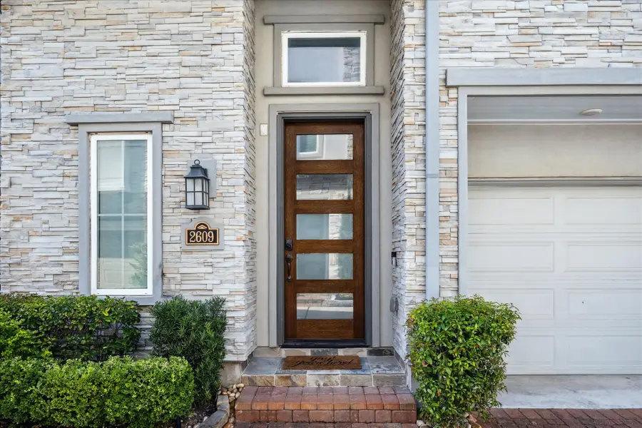 2609 Fountain Key Boulevard, Houston, TX 77008 - #2