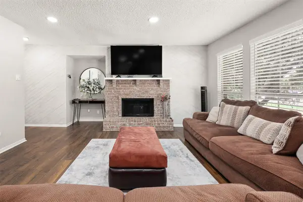 1516 Bay Area Boulevard #D2, Houston, TX 77058