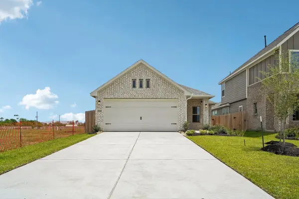 21115 Autumn Heights Drive, Rosharon, TX 77583