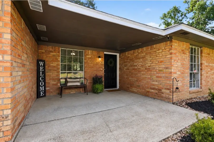 426 Eastwood Drive, New Caney, TX 77357 - #3