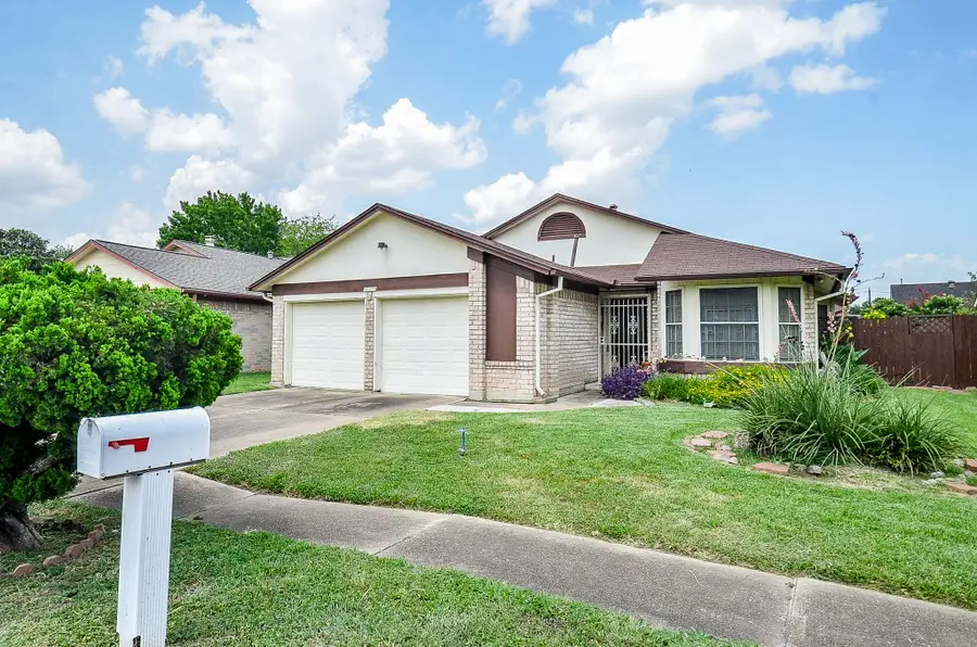 12322 Tambourine Drive, Houston, TX 77477 - #2