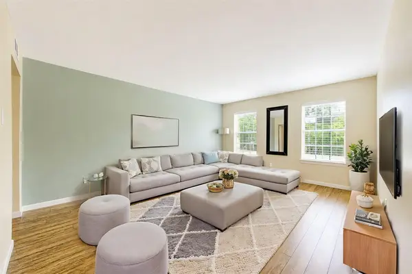 361 N Post Oak Lane #241, Houston, TX 77024