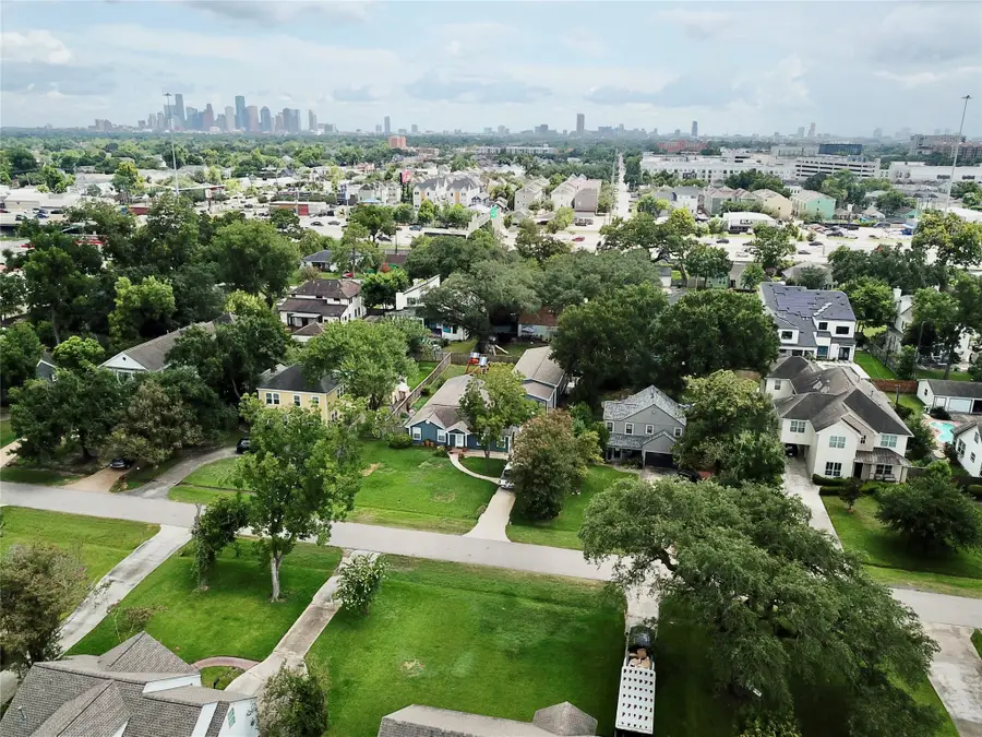 231 W 31st Street, Houston, TX 77018 - #3