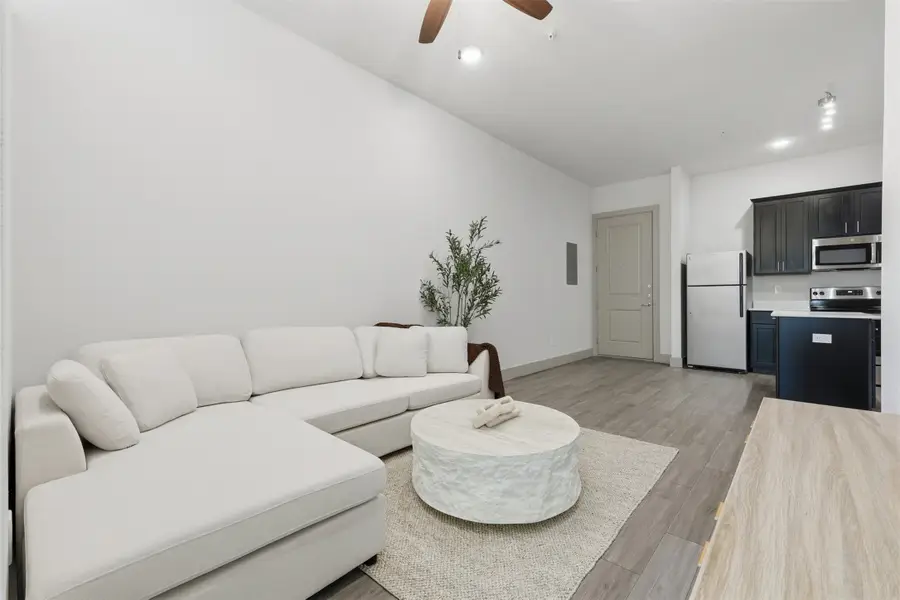 4509 Mount Vernon Street #7, Houston, TX 77006 - Image #3