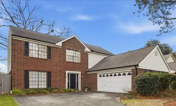 1102 Mabry Mill Road, Houston, TX 77062