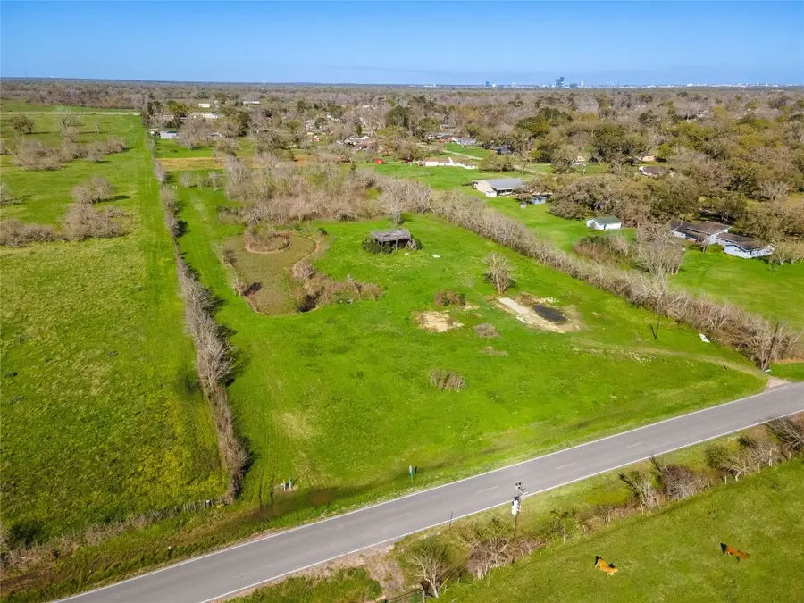 7522 S F Austin, Jones Creek, TX 77541 - #3