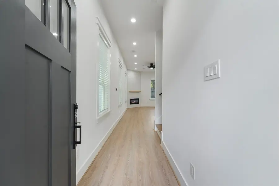 6108 Endeavor Heights Road, Houston, TX 77091 - #3