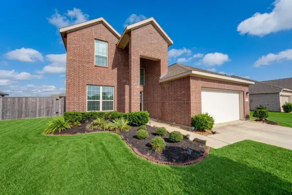 3708 Paloma Falls Lane, Rosenberg, TX 77469