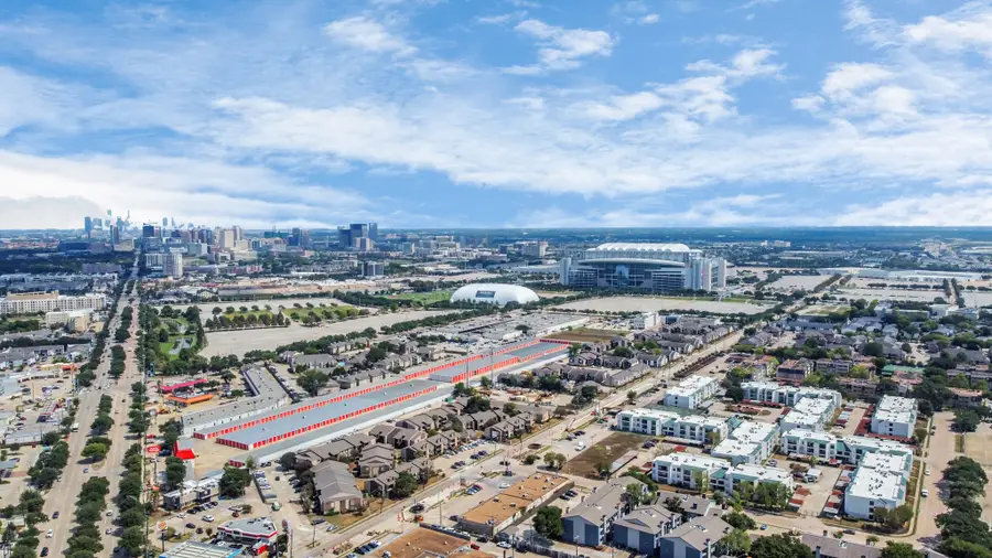 2816 S Bartell Drive #22, Houston, TX 77054 - Image #2