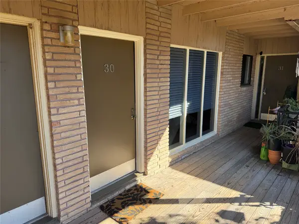 3809 N Braeswood Boulevard #30, Houston, TX 77025