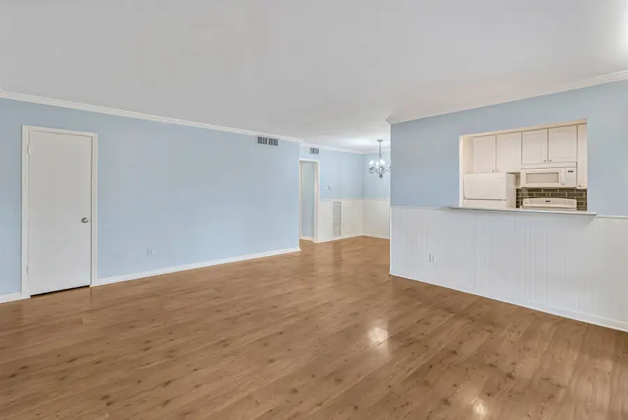 3809 N Braeswood Boulevard #30, Houston, TX 77025 - Image #2