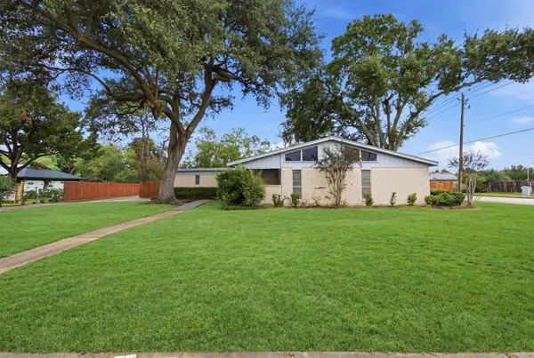 3135 Main Avenue, Rosenberg, TX 77471