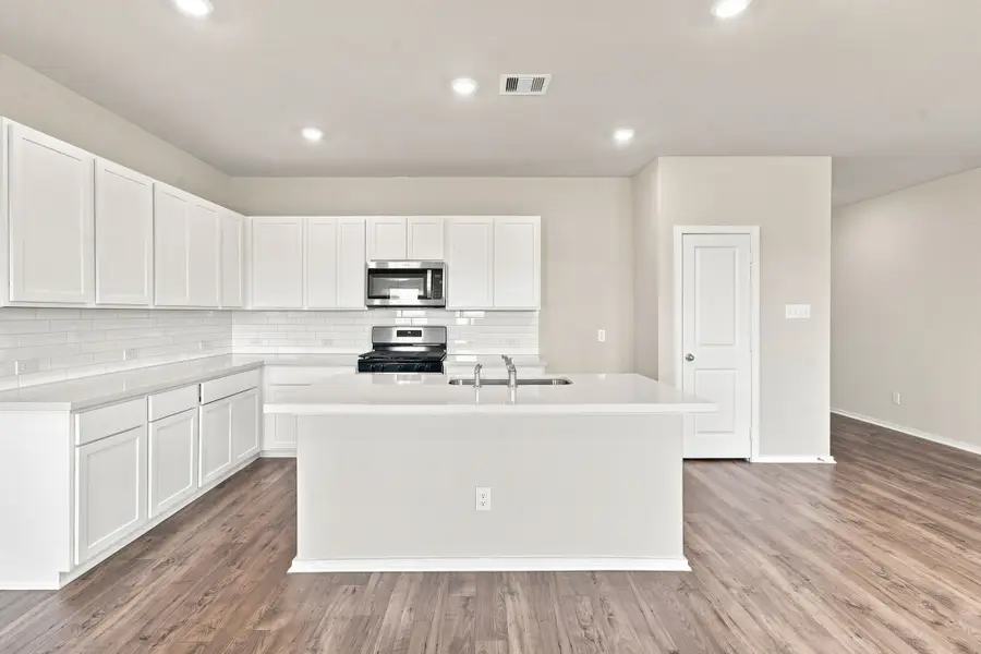 6723 Pebble Bluff Court, Cove, TX 77523 - #3