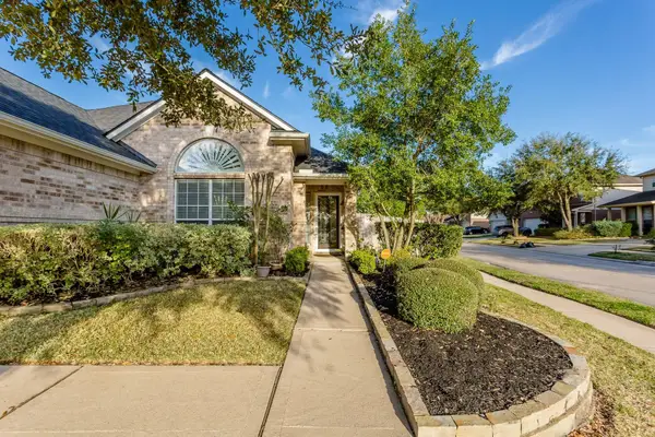 10002 Deer Track Court, Houston, TX 77064