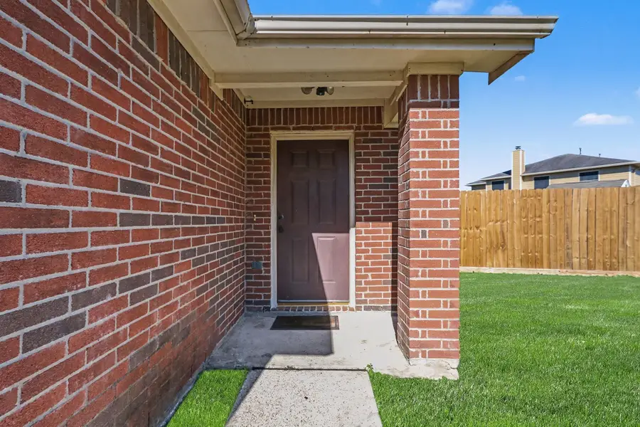 7922 Cedar View Street, Baytown, TX 77523 - Image #3