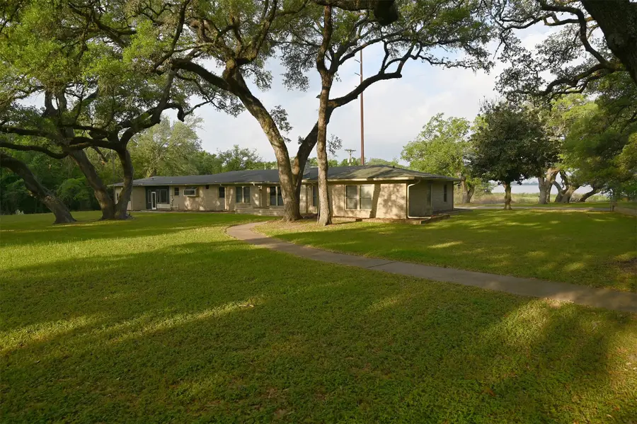 1013 Quail Lane, Eagle Lake, TX 77434 - #3