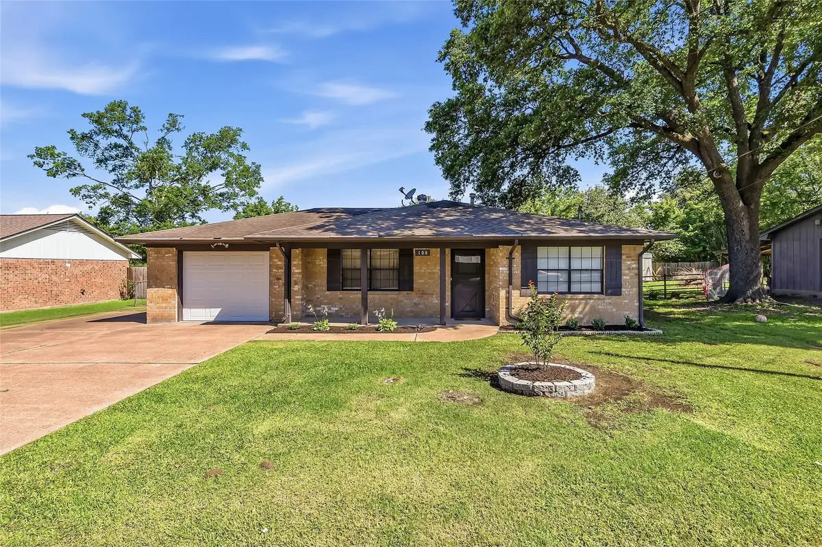 108 W Viser Street, Madisonville, TX 77864 - #1