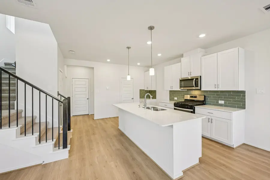 621 Sand Dollar Drive, Kemah, TX 77565 - Image #2