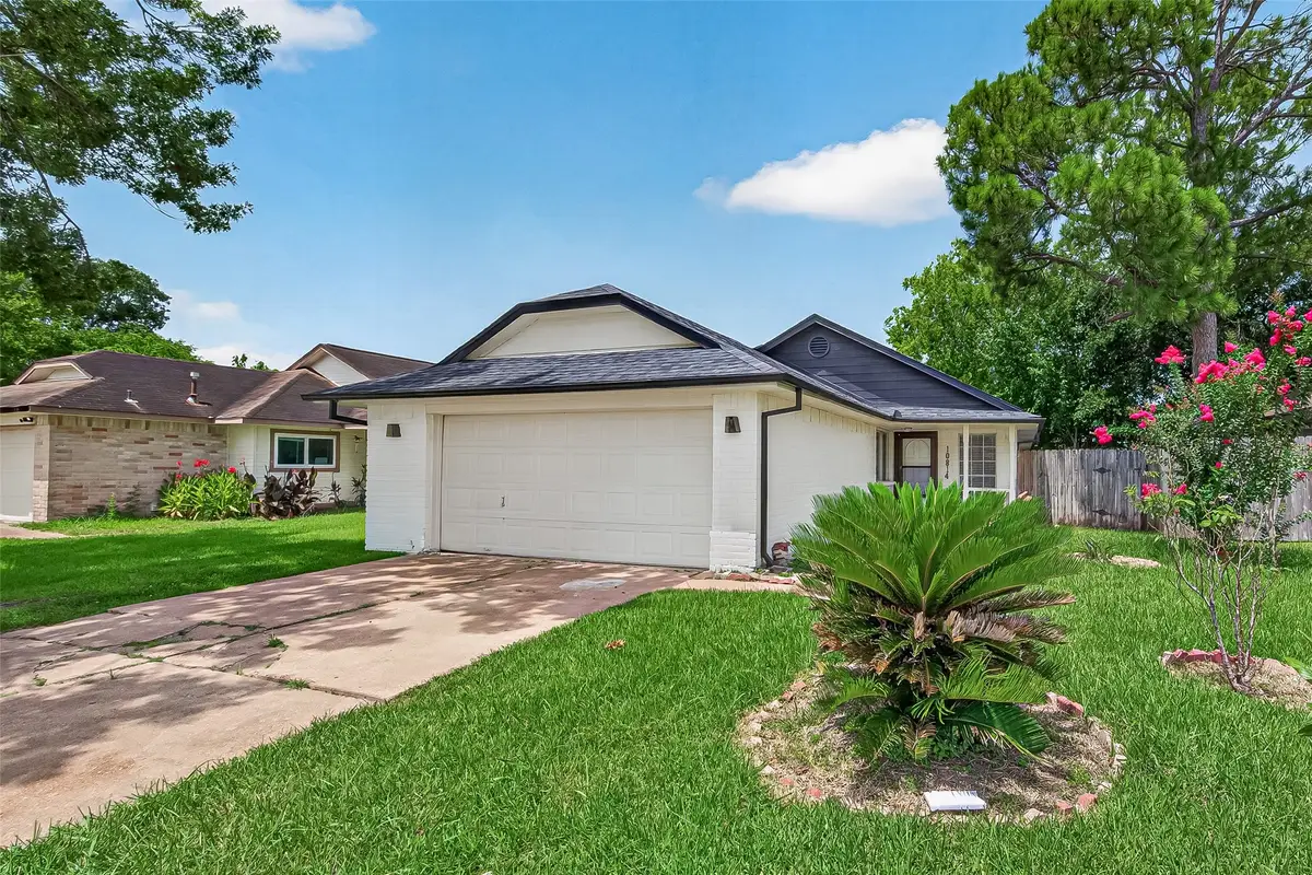 10814 Parkland Woods Drive, Sugar Land, TX 77498 - #1