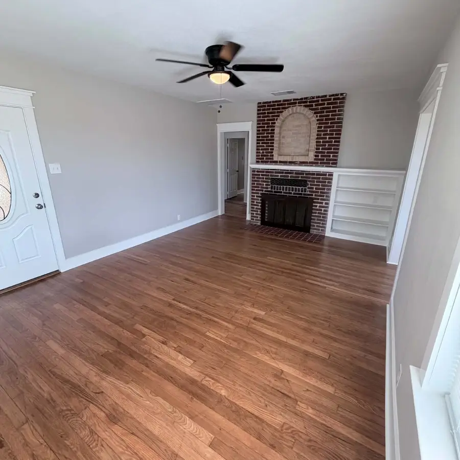 209 Calvert, Hearne, TX 77859 - #3