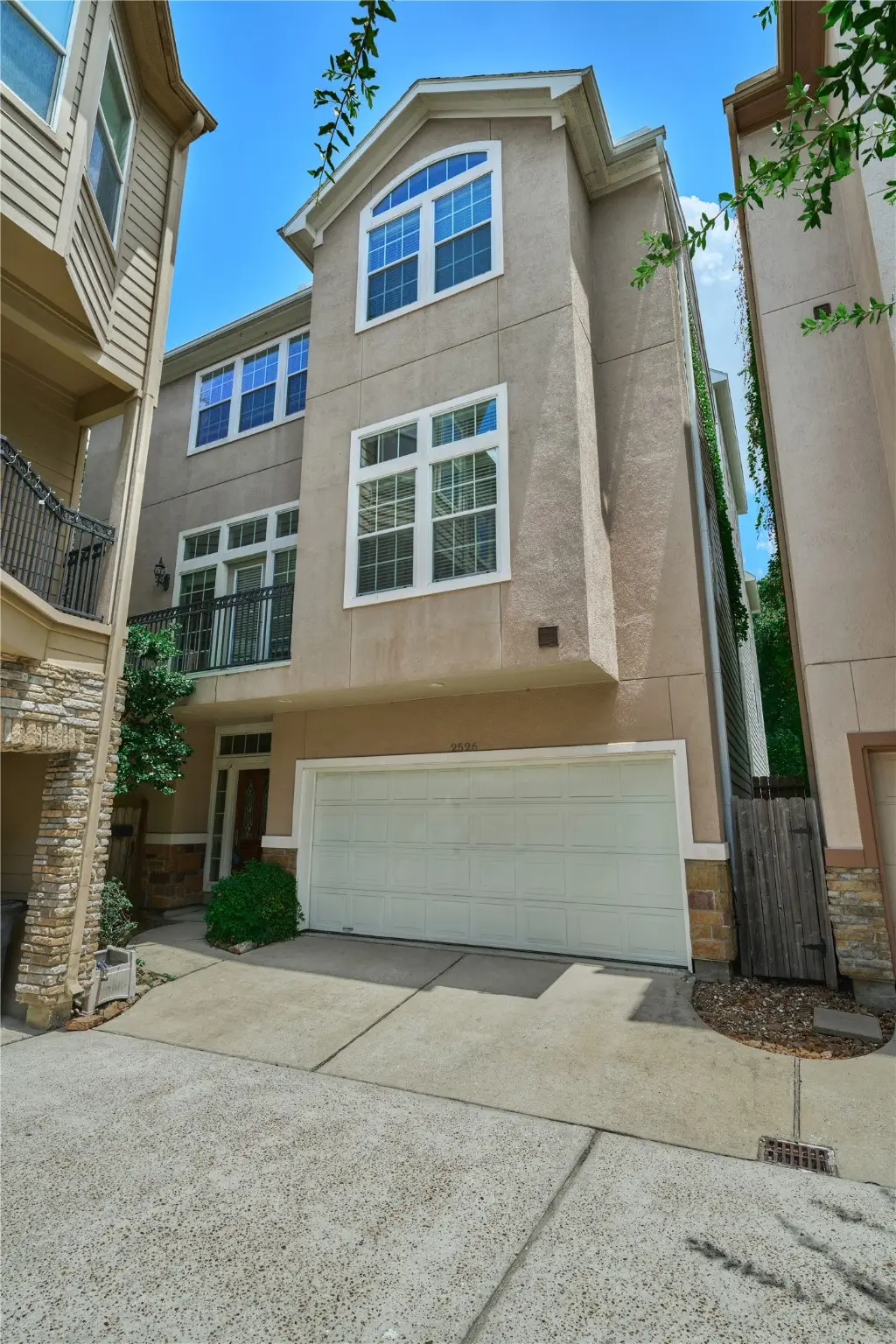 2526 Bevis Street, Houston, TX 77008 - Image #1